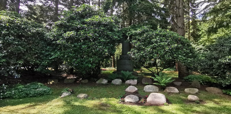 Grabstelle A. Kirsten / Adolph Kirsten in Ohlsdorf